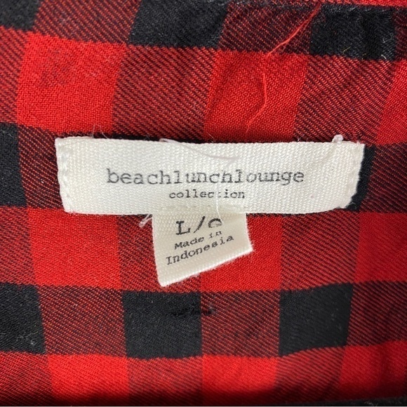 Beach Lunch Lounge Cabincore Buffalo Plaid Button Down Shirt Large Red Black - Picture 6 of 11